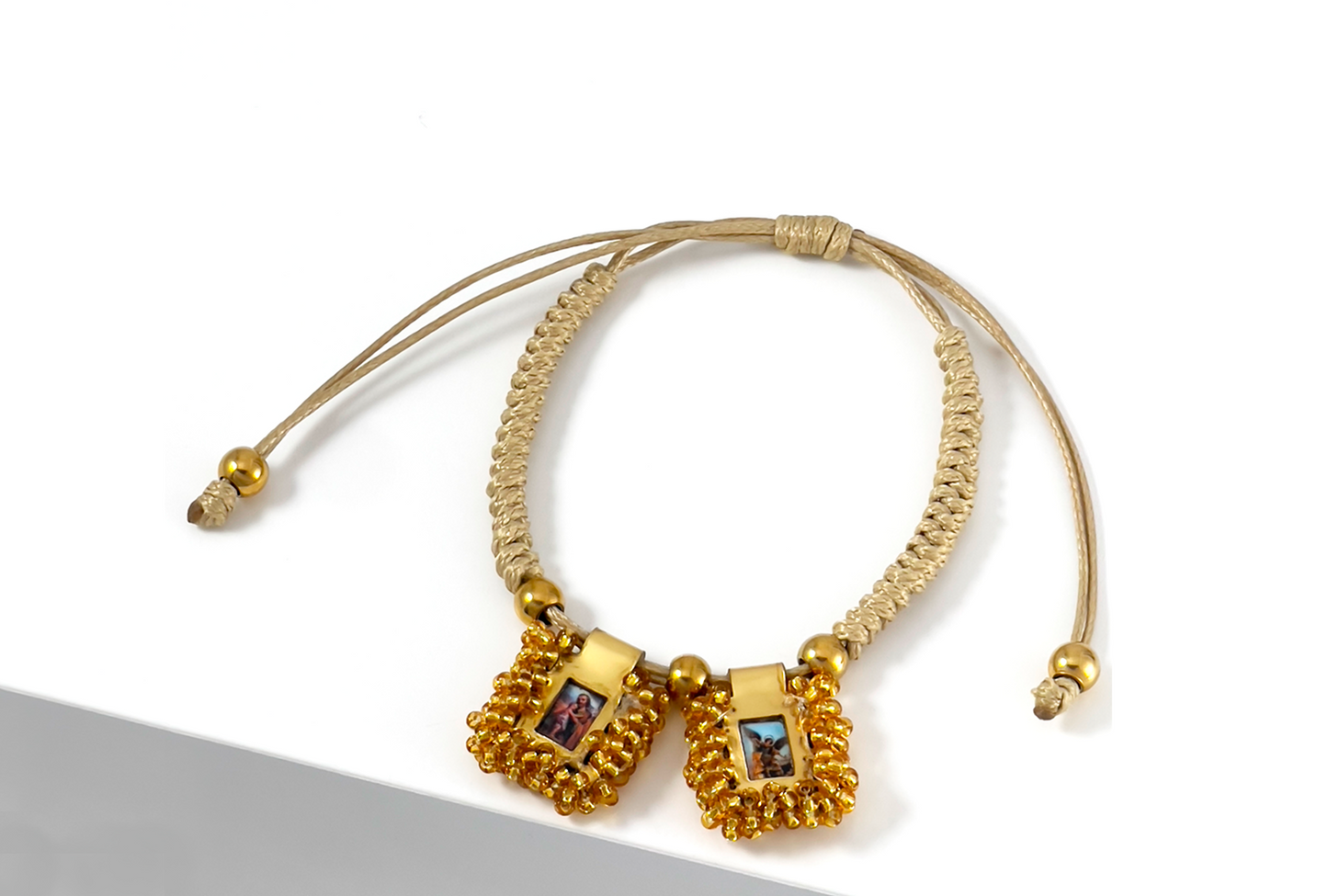 SCAPULAR OUR LADY-BEIGE BRACELET.