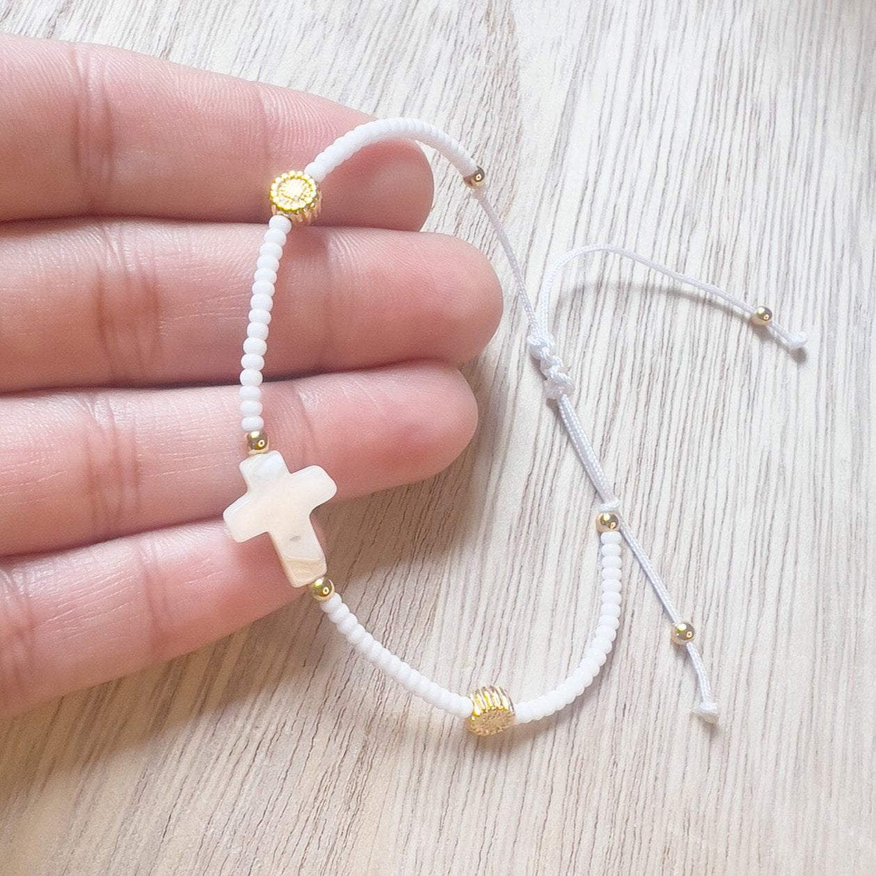 Single Cross Bracelet